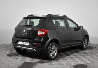 Подержанный автомобиль Renault Sandero 2019 года (3 фото)