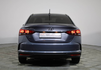 Подержанный автомобиль Hyundai Solaris Sedan 2021 года (7 фото)