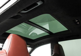 Подержанный автомобиль Audi SQ8 2021 года (15 фото)