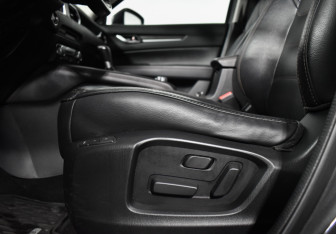 Подержанный автомобиль Mazda CX-5 2019 года (16 фото)