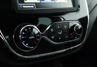 Подержанный автомобиль Renault Kaptur 2017 года (16 фото)