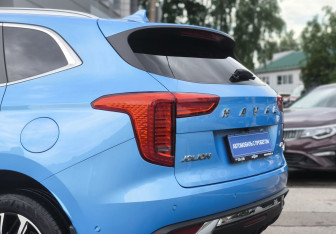 Подержанный автомобиль Haval Jolion 2022 года (7 фото)