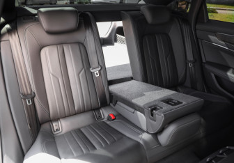 Подержанный автомобиль Audi A6 Sedan 2020 года (34 фото)