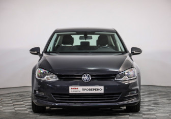 Подержанный автомобиль Volkswagen Golf Hatchback 2015 года (2 фото)
