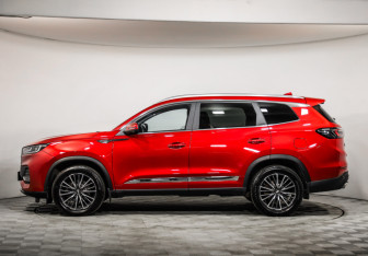 Подержанный автомобиль Chery Tiggo 8 Pro Max 2023 года (8 фото)