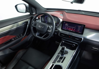 Подержанный автомобиль Geely Coolray 2020 года (8 фото)