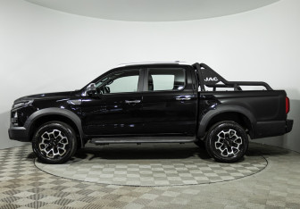 Подержанный автомобиль JAC T9 2024 года (8 фото)