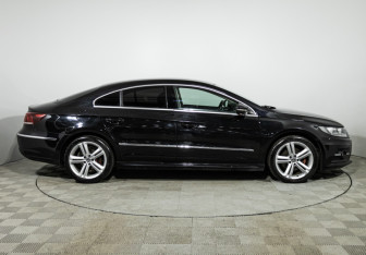 Подержанный автомобиль Volkswagen Passat CC 2013 года (4 фото)