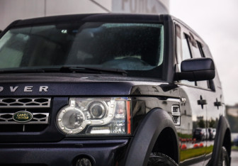 Подержанный автомобиль Land Rover Discovery 2009 года (2 фото)
