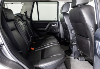 Подержанный автомобиль Land Rover Freelander 2007 года (21 фото)
