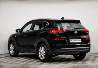 Подержанный автомобиль Hyundai Tucson 2020 года (7 фото)