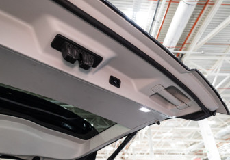 Подержанный автомобиль Land Rover Range Rover 2021 года (35 фото)