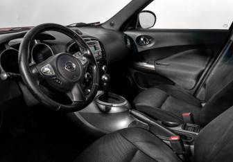 Подержанный автомобиль Nissan Juke 2013 года (9 фото)