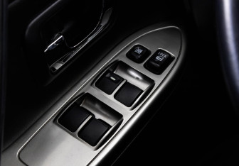 Подержанный автомобиль Mitsubishi Pajero 2019 года (17 фото)