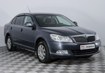 Подержанный автомобиль Skoda Octavia Liftback 2008 года (2 фото)