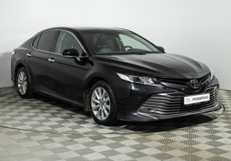Подержанный автомобиль Toyota Camry Sedan 2019 года (3 фото)