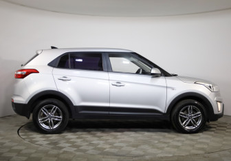 Подержанный автомобиль Hyundai Creta 2018 года (4 фото)