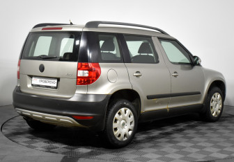 Подержанный автомобиль Skoda Yeti 2012 года (5 фото)