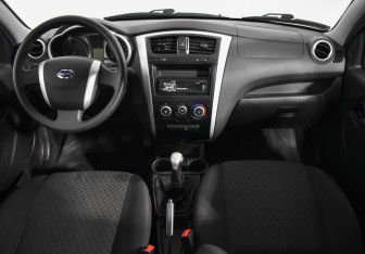 Подержанный автомобиль Datsun on-DO 2016 года (13 фото)