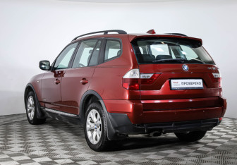 Подержанный автомобиль BMW X3 2010 года (7 фото)