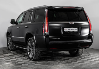 Подержанный автомобиль Cadillac Escalade Suv 2020 года (9 фото)