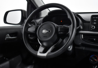 Подержанный автомобиль Kia Picanto 2019 года (14 фото)
