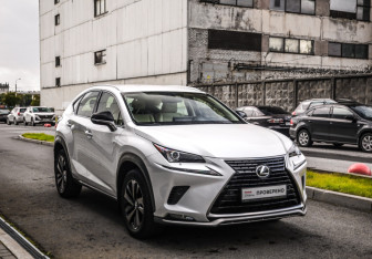 Подержанный автомобиль Lexus NX 2020 года (5 фото)
