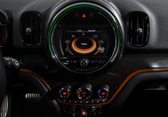 Подержанный автомобиль MINI Countryman 2017 года (15 фото)