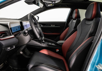 Подержанный автомобиль Geely Coolray 2024 года (25 фото)