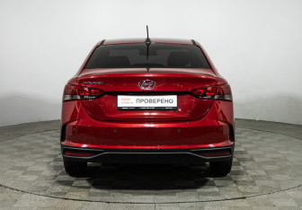 Подержанный автомобиль Hyundai Solaris Sedan 2020 года (6 фото)