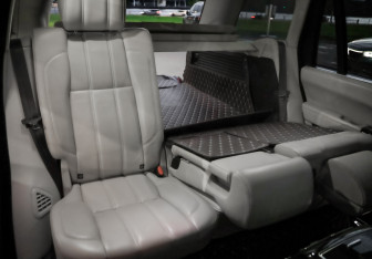 Подержанный автомобиль Land Rover Range Rover 2016 года (32 фото)