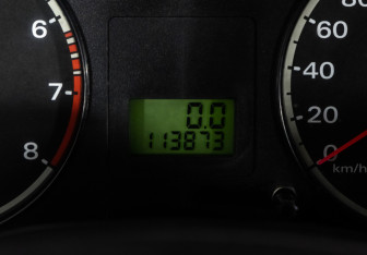 Подержанный автомобиль Ford Focus Hatchback 2006 года (16 фото)