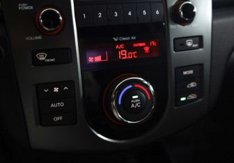 Подержанный автомобиль Kia Cerato Sedan 2013 года (14 фото)