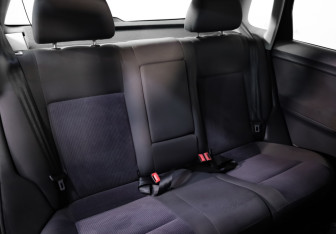 Подержанный автомобиль Volkswagen Polo Hatchback 2006 года (17 фото)