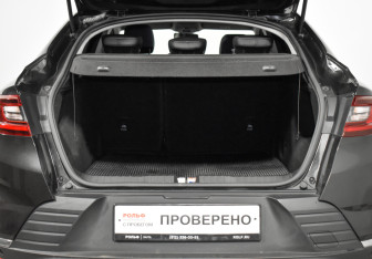 Подержанный автомобиль Renault Arkana 2019 года (22 фото)