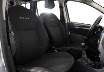 Подержанный автомобиль Renault Duster 2016 года (11 фото)