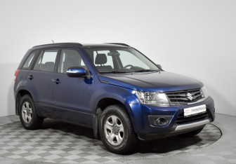 Подержанный автомобиль Suzuki Grand Vitara 2014 года (3 фото)