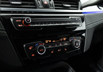 Подержанный автомобиль BMW X2 2018 года (16 фото)