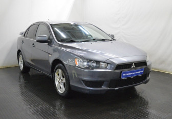 Подержанный автомобиль Mitsubishi Lancer Sedan 2008 года (3 фото)