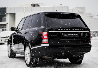 Подержанный автомобиль Land Rover Range Rover 2016 года (9 фото)