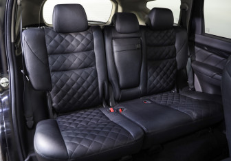 Подержанный автомобиль Mitsubishi Pajero Sport 2019 года (24 фото)