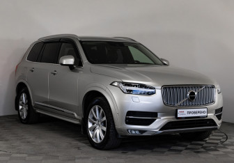 Подержанный автомобиль Volvo XC90 2016 года (3 фото)