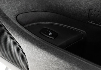 Подержанный автомобиль Mitsubishi Pajero Sport 2019 года (18 фото)