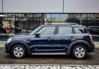 Подержанный автомобиль MINI Countryman 2018 года (8 фото)