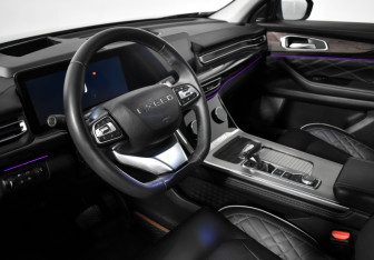 Подержанный автомобиль Exeed VX 2023 года (9 фото)