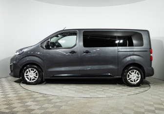 Подержанный автомобиль Citroen SpaceTourer 2019 года (8 фото)