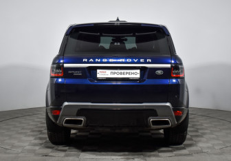 Подержанный автомобиль Land Rover Range Rover Sport 2018 года (6 фото)