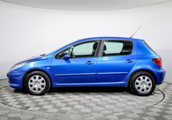 Подержанный автомобиль Peugeot 307 Hatchback 2007 года (5 фото)