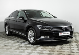 Подержанный автомобиль Volkswagen Passat Sedan 2017 года (3 фото)