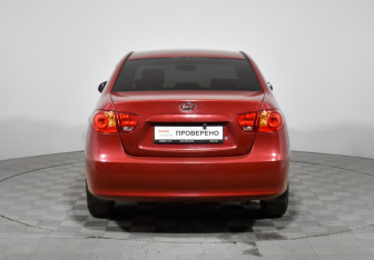 Подержанный автомобиль Hyundai Elantra Sedan 2009 года (6 фото)
